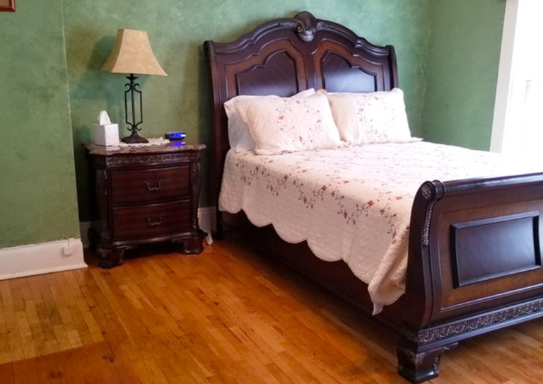 Bed & Breakfast Rooms & Suites At The Himelhoch Historic Victorian B&B